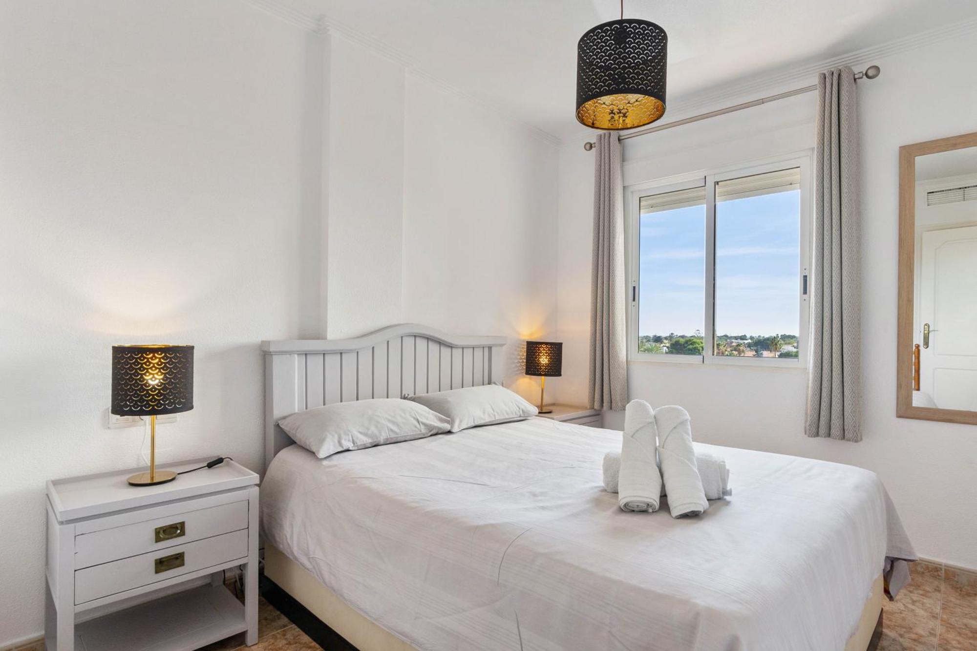 He Zenia San Francisco Apartment โอริอุเอลา ภายนอก รูปภาพ